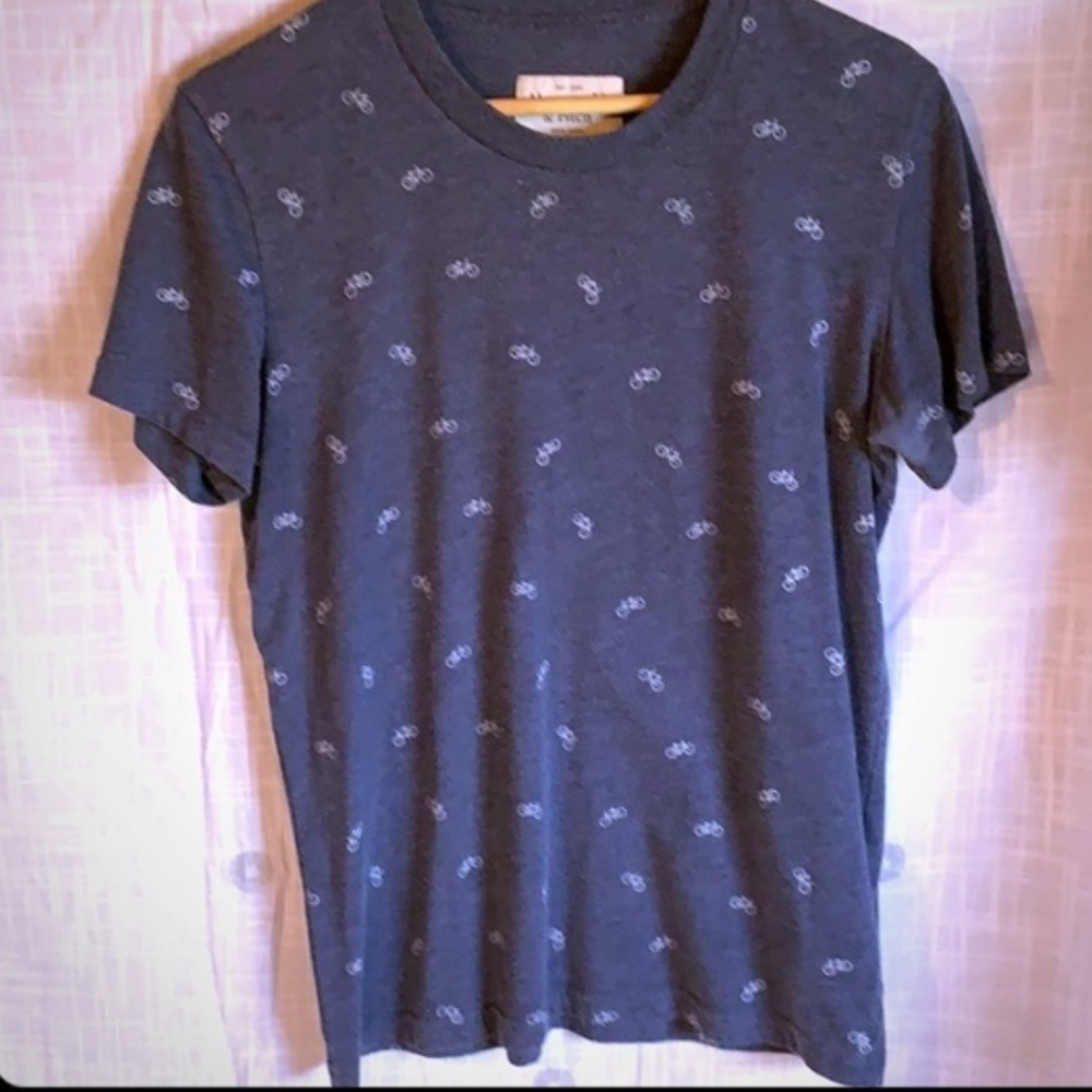 Abercrombie & Fitch T-Shirt w/Bike Pattern Blue/Navy Sz.XXL